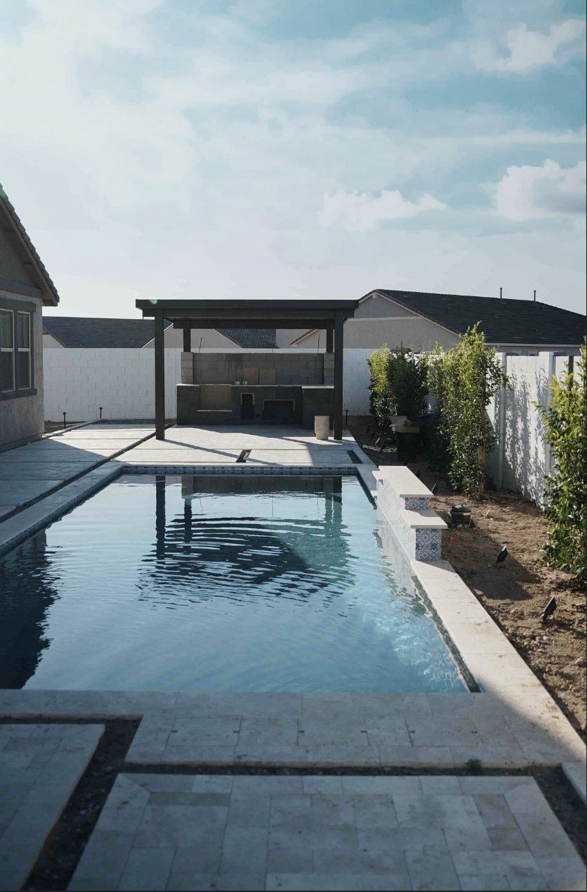 $118K pool, swim-up bar & spa — Cave Creek